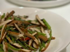 -梅花香里大酒店(郁金香路店)