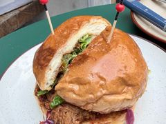 手撕猪肉汉堡-RAC BAR(安福路店)