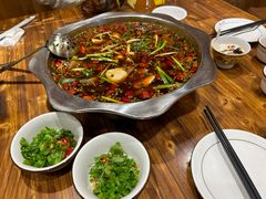 -乡土特色.冷锅鱼.牦牛肉汤锅