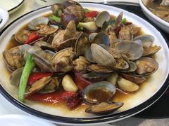 葱姜炒花蛤-鑫悦楼煎蟹·16年海鲜大排档