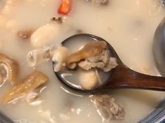 芸豆猪蹄汤-紫滇源云南生态菜(丹凤街店)