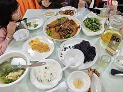 -胡老三家土菜馆·老店地方特色菜·招牌茅山地锅老鹅
