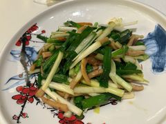 韭菜炒章鱼干-武汉香格里拉大酒店·香宫中餐厅