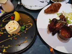 -YUE·6·西式融合餐厅(外滩六号店)