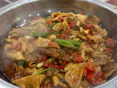 -湖南人家湘菜馆(镇江路店)