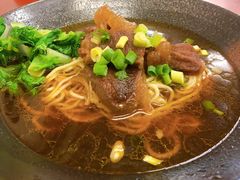 牛筋牛肉面-尊品原汁牛肉面
