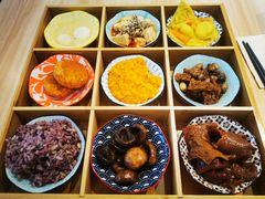 -轻蔬不用等·素食(江苏路店)