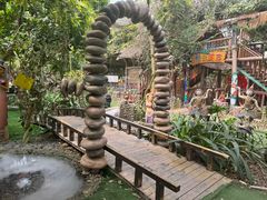 -呀路古热带植物园