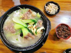 -丽虹云南过桥米线(兴工街店)