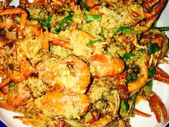 -虾弄弄海派小龙虾·牛羊蝎子火锅