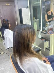 点击看大图 -藤野造型烫发染发