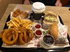 -The Habit Burger Grill 哈比特汉堡(复兴soho店)