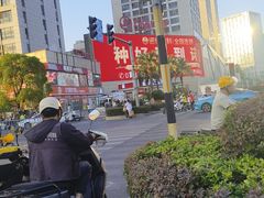 -万达广场(南昌红谷滩店)