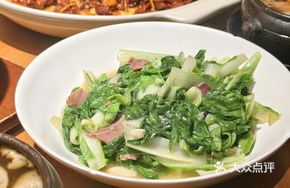 Ham Stir-Fried Organic Hair Pea Greens