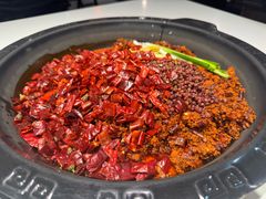 -卤校长老火锅(杨家坪直营店)
