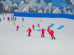 -长沙湘江冰雪世界