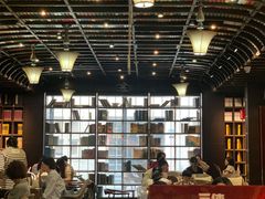 -钟书阁(松江泰晤士小镇店)