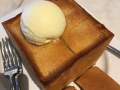 -港丽餐厅(高德置地店)