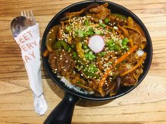 威克特招牌肥牛饭-威克特披萨汉堡