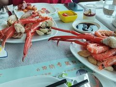 -亚洲国际大酒店·云顶阁旋转自助餐厅