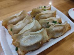 -小姜锅贴(凤凰街店)