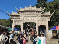 -灵岩山风景区