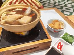 -芽笼芽笼新加坡餐厅(环球港店)