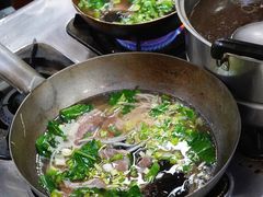 牛肉粉汤-胡家包子·清真(大众巷店)