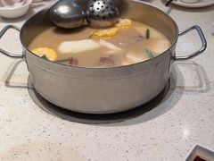 -肥仔文澳门猪骨煲(南京西路店)