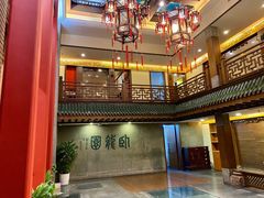 -梅龙镇酒家(南京西路总店)