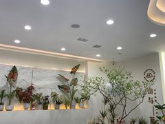 -山与蓝·轻糖鲜果蛋糕(勒泰店)