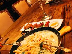 -SISTERS BAR RESTAURANT川意酒馆(嘉善老市H楼店)