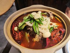 -聚汇三少·龙虾·中餐厅(莫邪路新天地店)