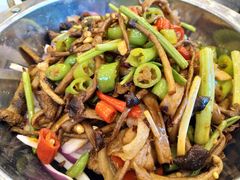 干锅茶树菇-簋街仔仔小龙虾(总店)