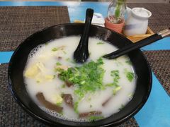 -鸭小妹鸭血粉丝(老门东店)