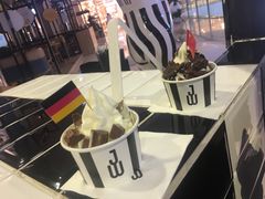 -JW德国冻酸奶Frozen Yogurt(龙湖成都滨江天街店)