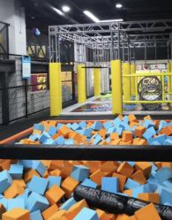 -蹦贝运动中心·蹦床·攀岩·闯关(龙岗店)