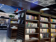 -新华书店(新街口旗舰店)