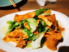 杭州小白菜炒豆皮-川旺角川粤融合菜•海景餐厅(星海广场店)