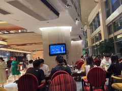 -君来湖滨饭店·玫瑰园