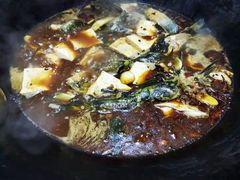 -山城家常菜铁锅炖鱼