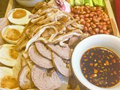 -靠山屯东北农家菜(八龙桥雅苑店)