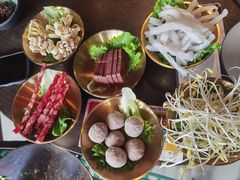 -九牧鱻·渝老鬼重庆火锅(人民路店)