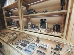 -棱石眼镜(CP静安店)