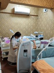 -瑶芳·痘院士专业祛痘·皮肤管理