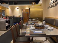 -胡须佬鸡煲四季火锅店(石厦西村直营店)