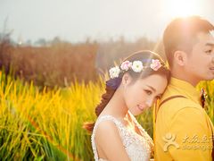 -燕西婚纱摄影工作室(友盛上都写字楼店)