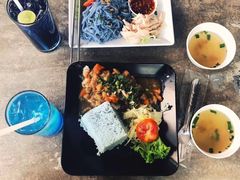 -蝶豆花蓝面条