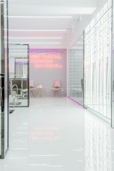 -SWANK SALON