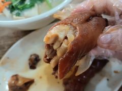 -吕记清真美食城(永兴服装街店)